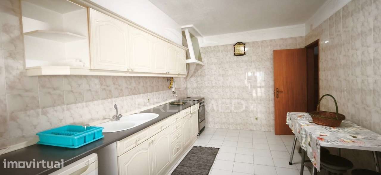 Apartamento t4 - Grande imagem: 2/19