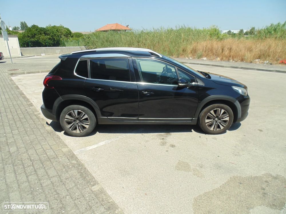 Peugeot 2008 1.6 BlueHDi Allure - 9