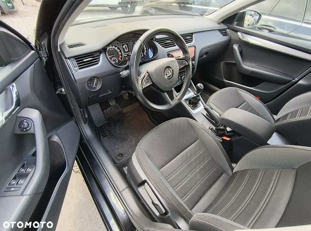 Skoda Octavia - 16
