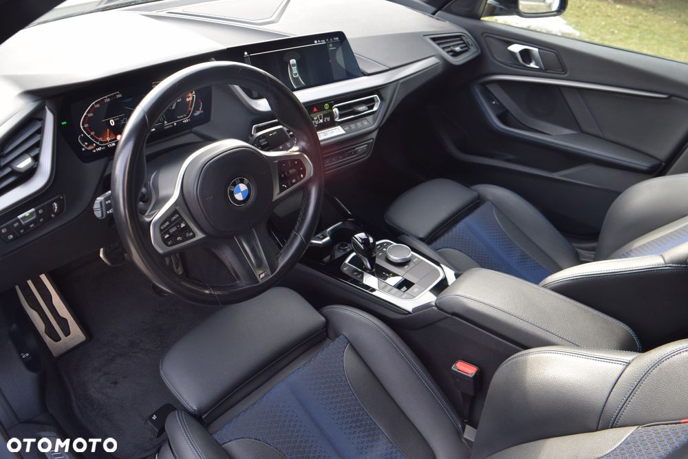 BMW Seria 2 218i M Sport - 12