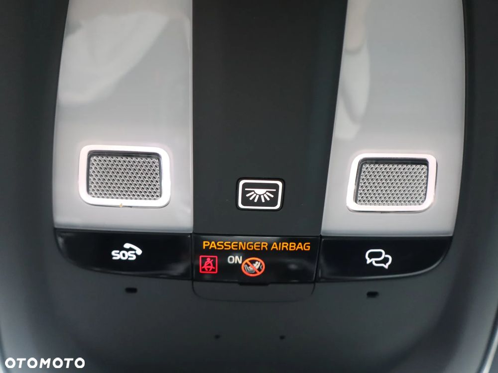 Volvo XC 60 B5 B AWD Plus Dark - 28