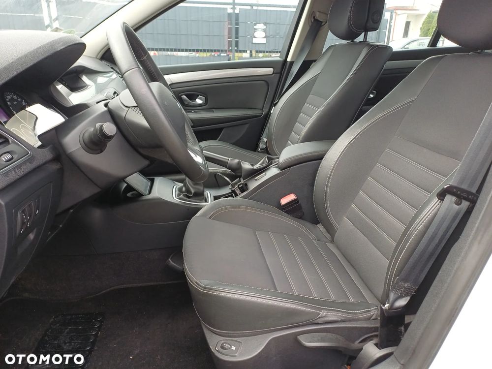 Renault Laguna 2.0 16V Expression - 9
