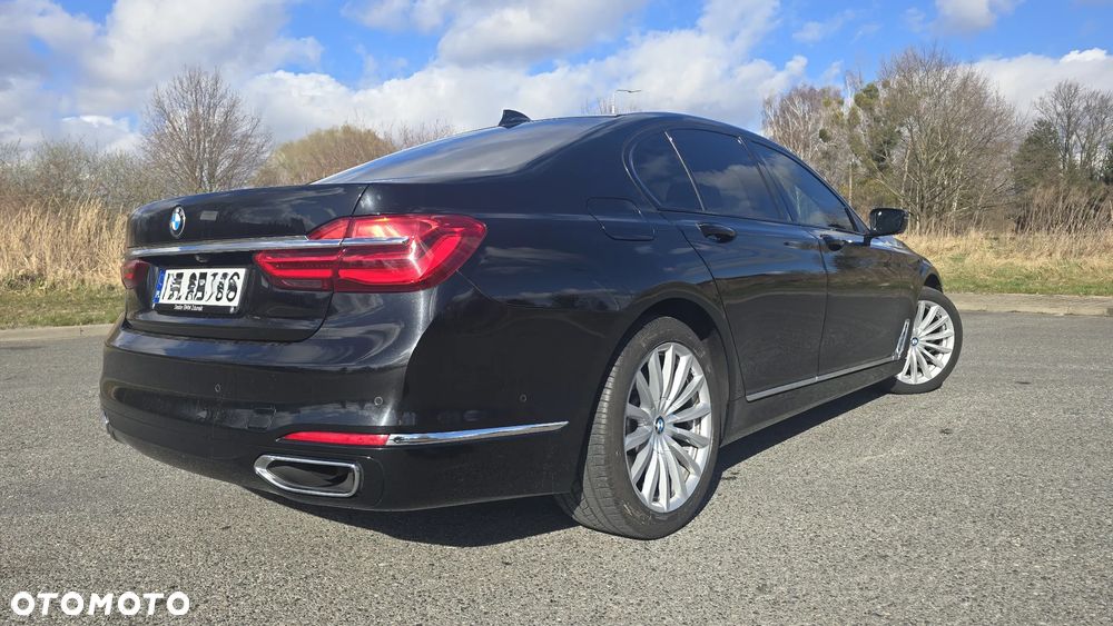 BMW Seria 7 730d - 8