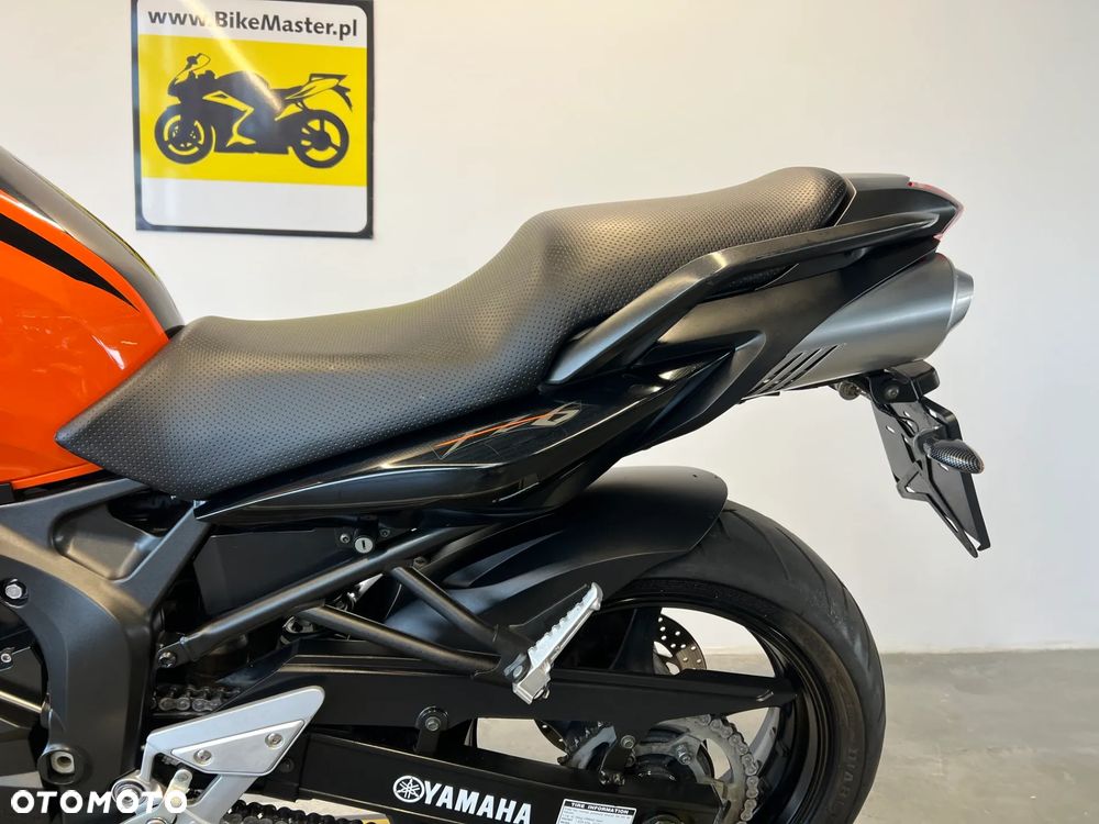 Yamaha FZ6 - 17