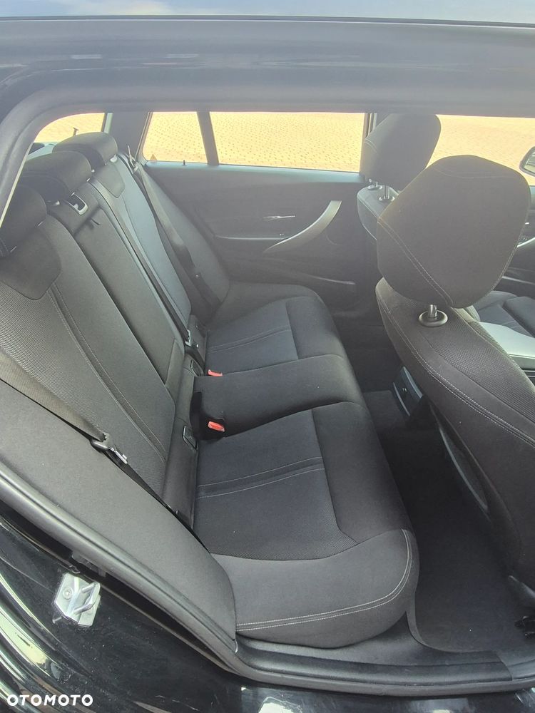 BMW Seria 3 318d Edition Luxury Line Purity - 19