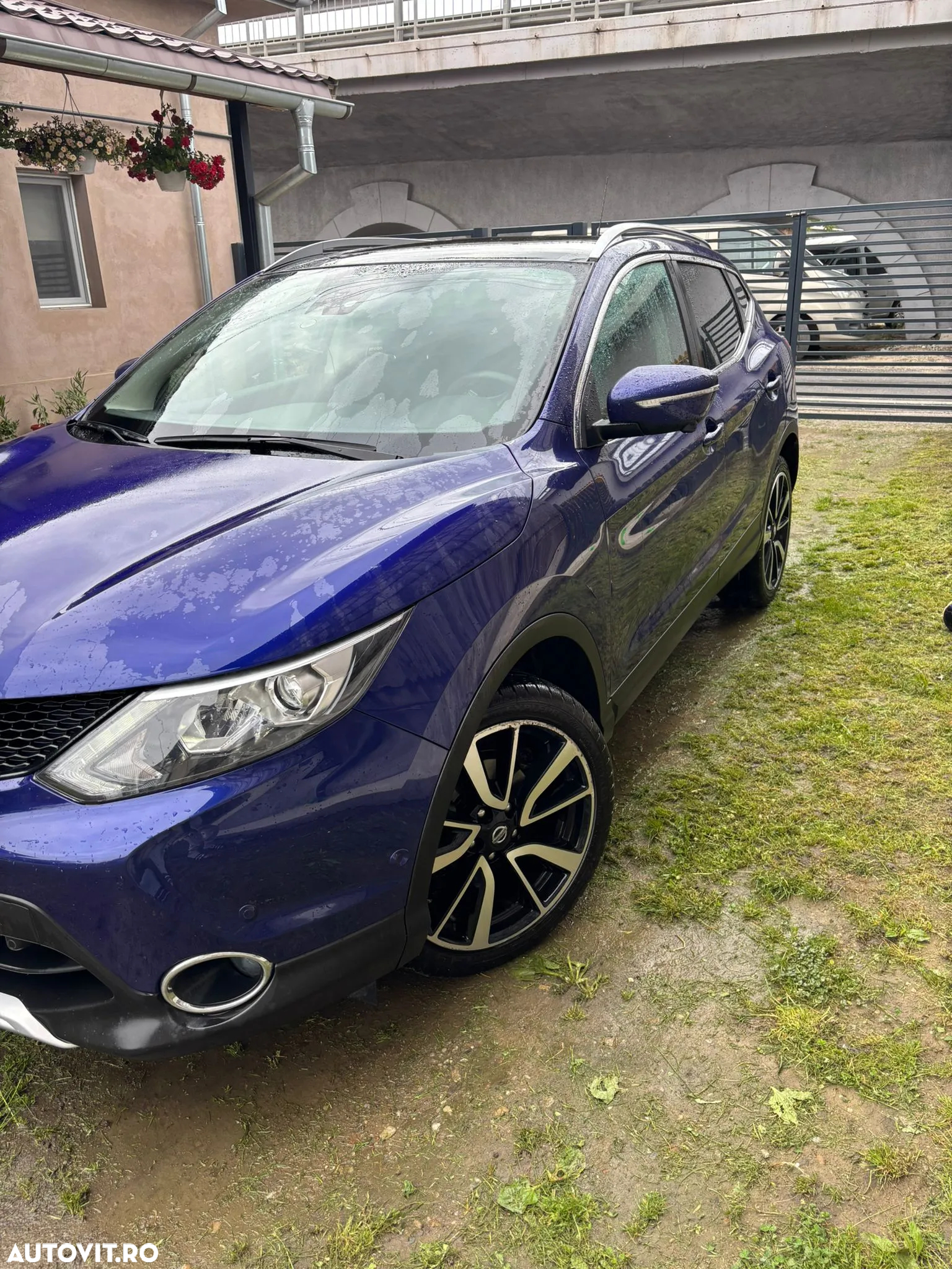 Nissan Qashqai - 2