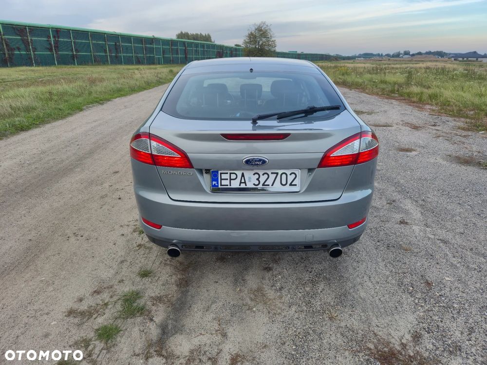 Ford Mondeo 2.5 Ghia X - 6