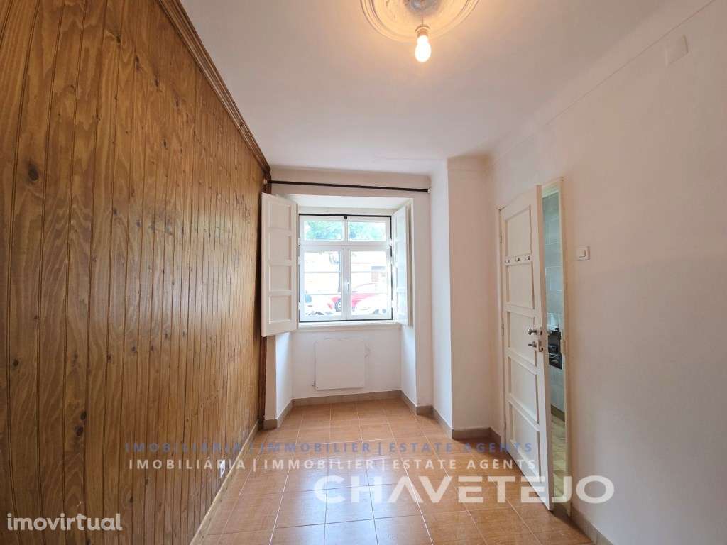 Encantador prédio tradicional de 3 pisos com terraço para venda em ... - Grande imagem: 5/32