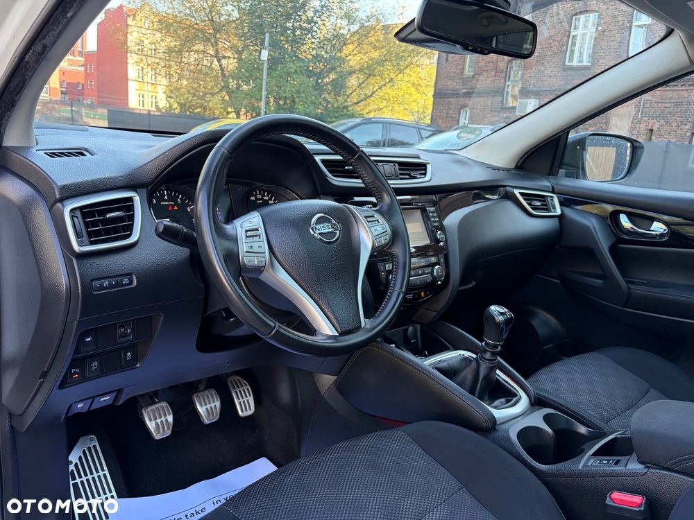 Nissan Qashqai 1.6 DIG-T 360 - 15