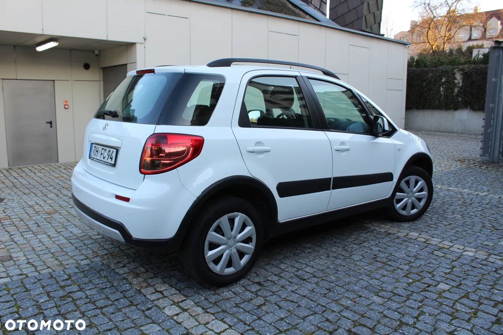 Suzuki SX4 1.6 VVT 4x4 Comfort - 13