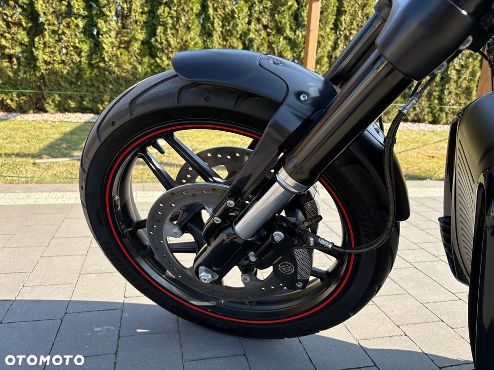 Harley-Davidson V-Rod Night Rod - 6