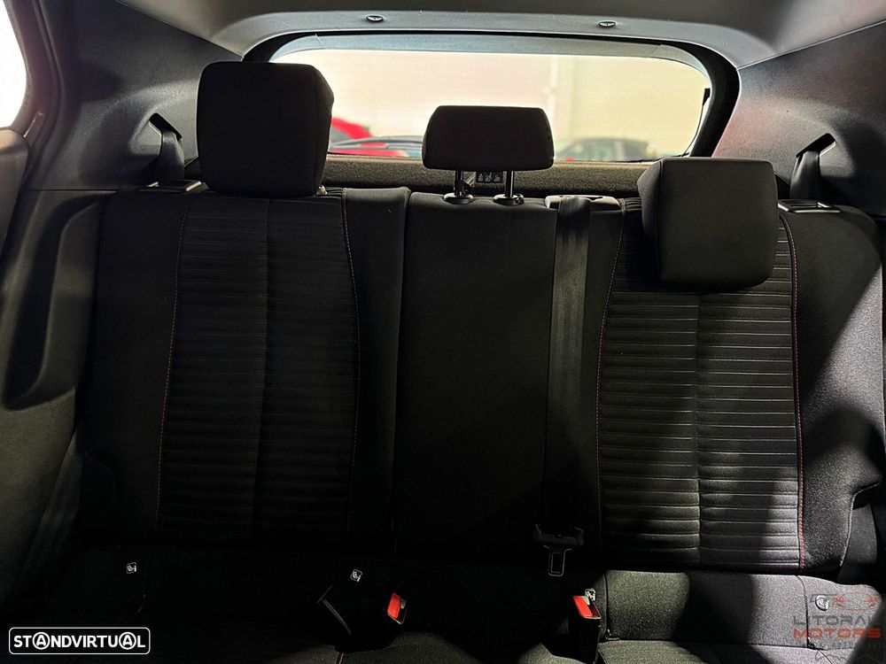 Peugeot 2008 1.2 PureTech Active Pack EAT8 - 37