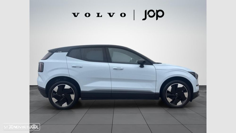 Volvo EX30 69 kWh Single Motor Extended Range Plus - 8