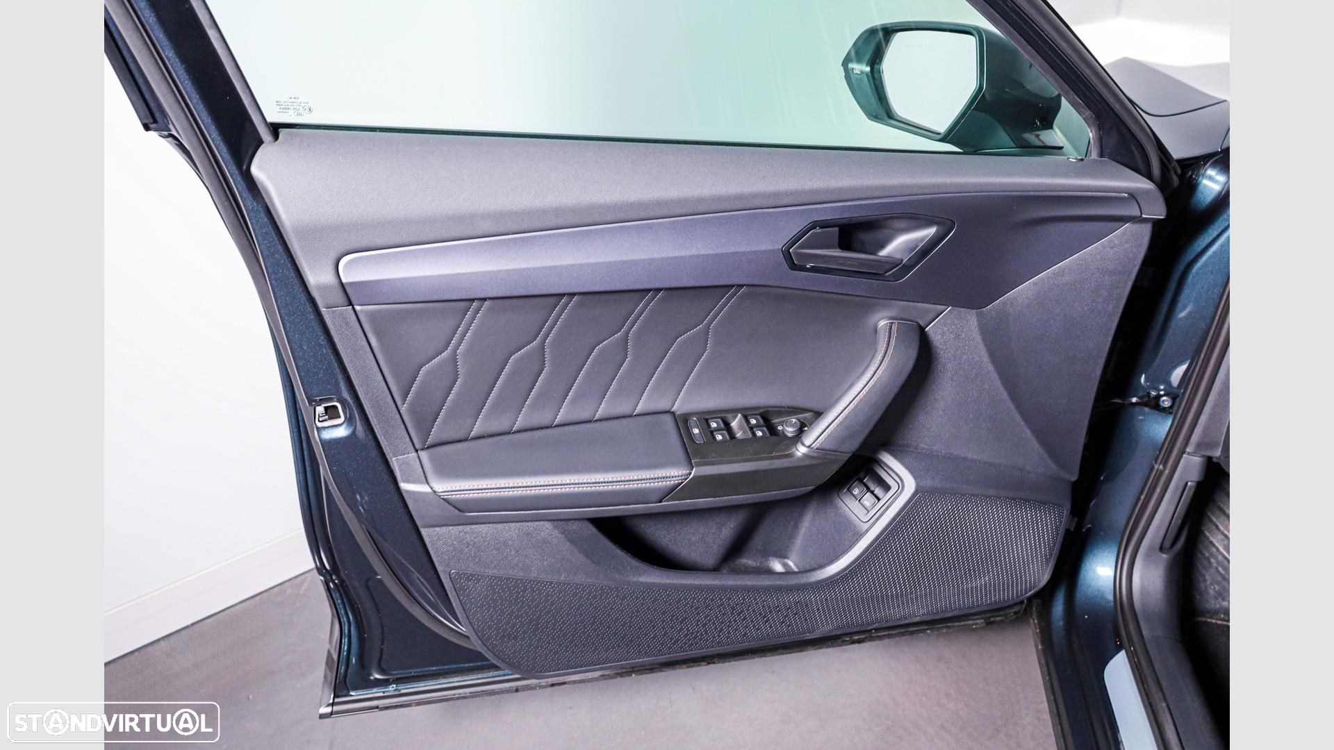 Cupra Formentor 1.4 e-Hybrid Base DSG - 9