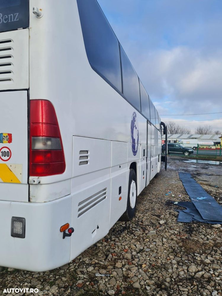 Mercedes-Benz TOURISMO - 3