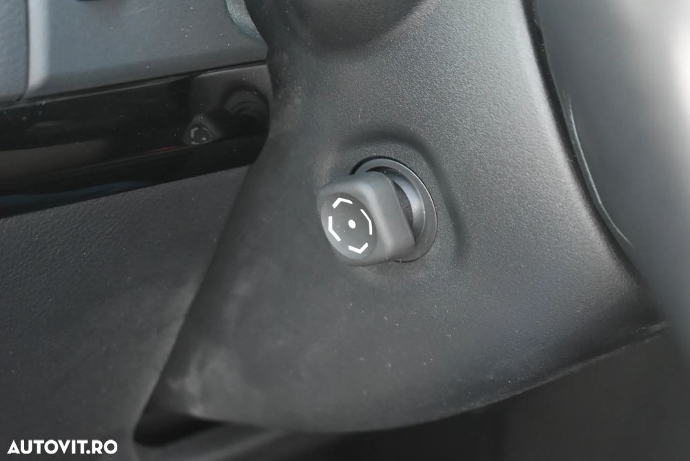 Toyota Land Cruiser 2.8l D-4D 204 CP A/T 7 locuri Luxury AVS Black - 33