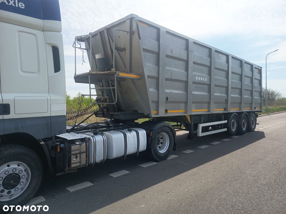 Bodex Wywrotka * klapa 54m3 - 3
