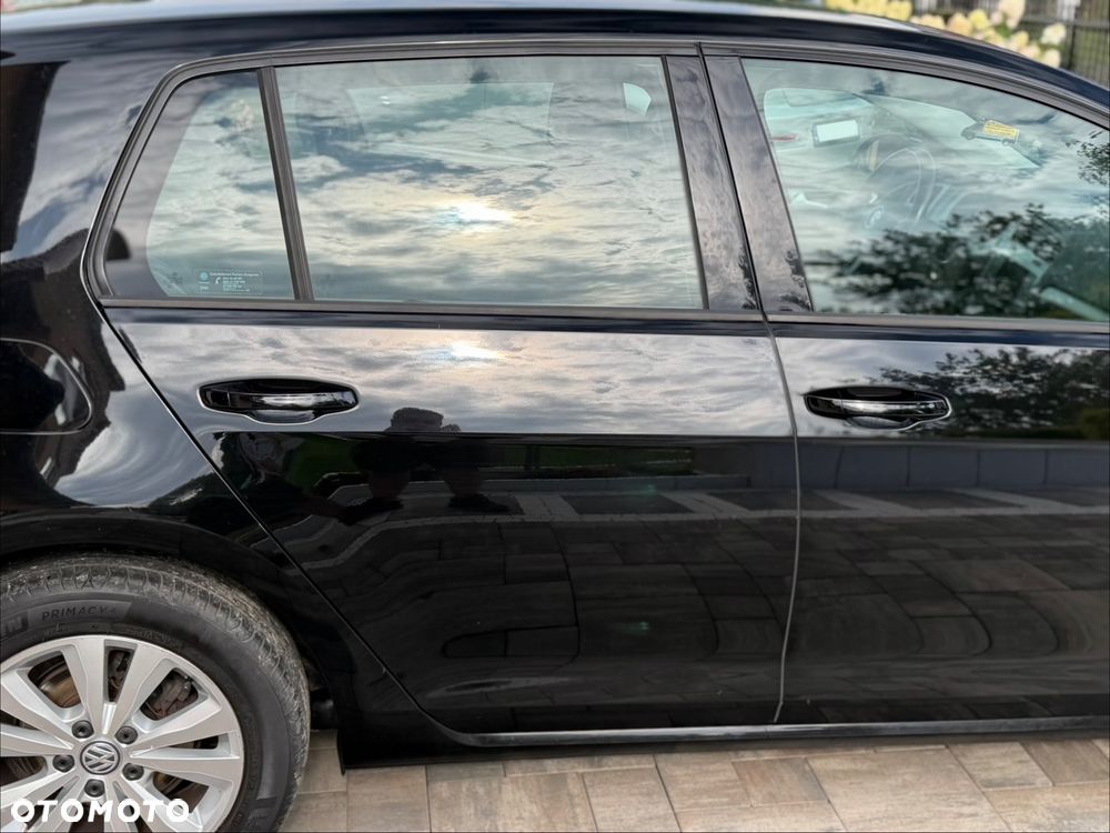 Volkswagen Golf 1.6 TDI BMT Comfortline - 22