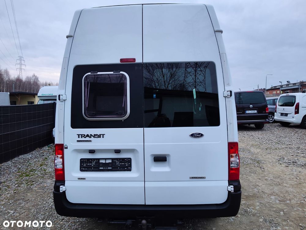 Ford Transit - 21
