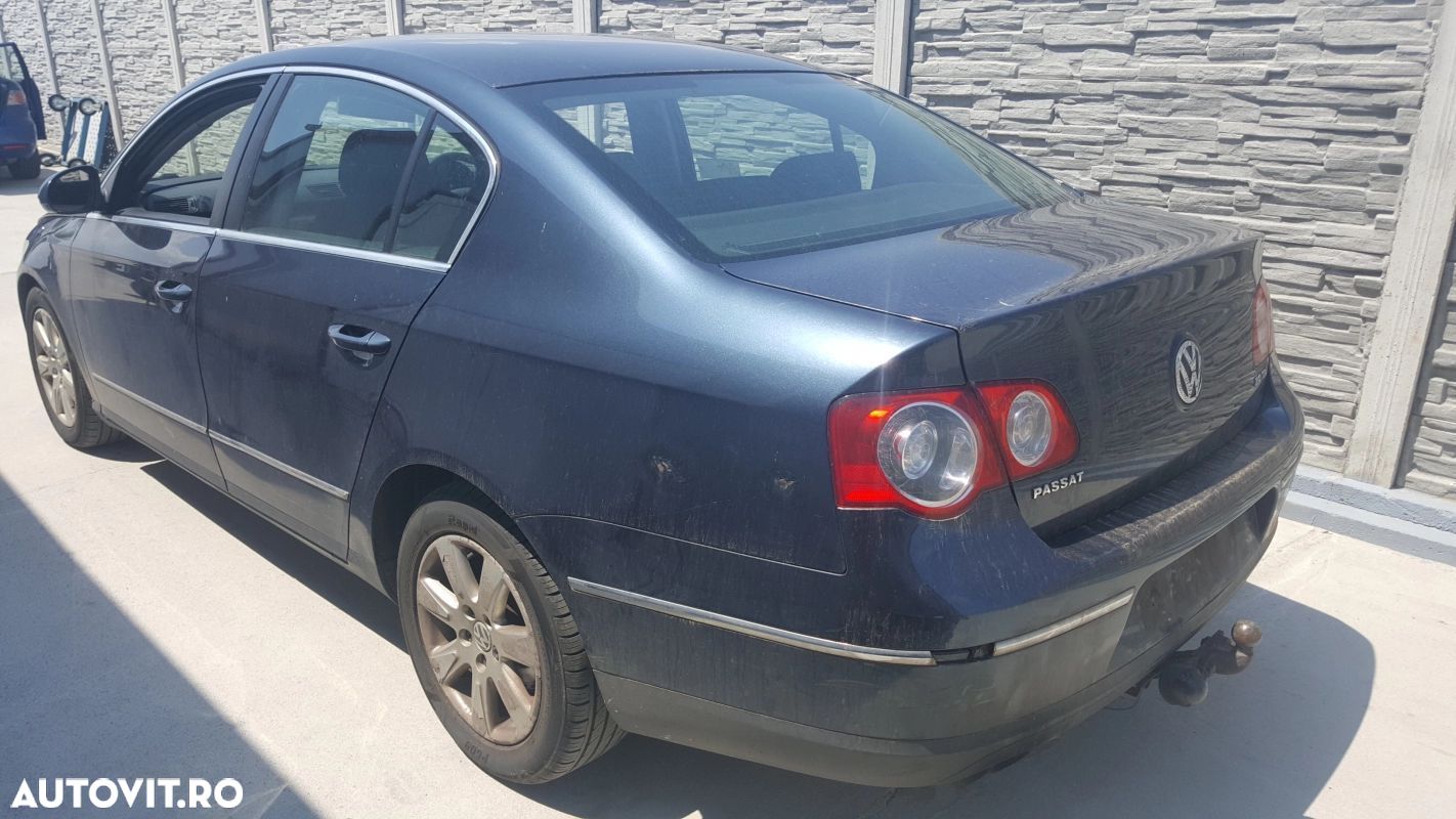 STOP VW PASSAT B6 BERLINA S. - 1