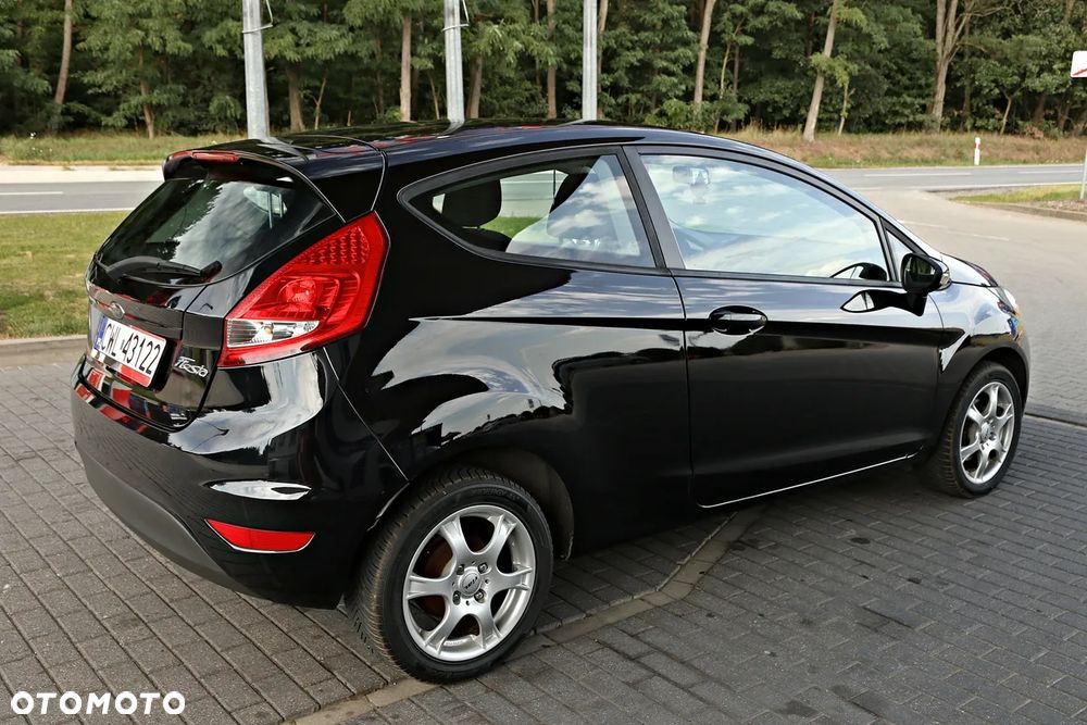 Ford Fiesta 1.25 Trend - 16