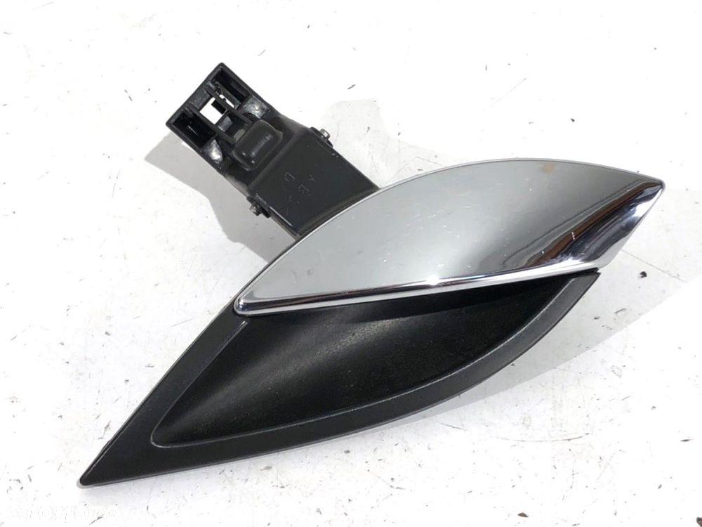 KLAMKA WEWNĘTRZNA PRAWY PRZÓD - 89.00 PLN - FIAT CROMA (194_) 2005 - 2022 1.9 D Multijet - 1