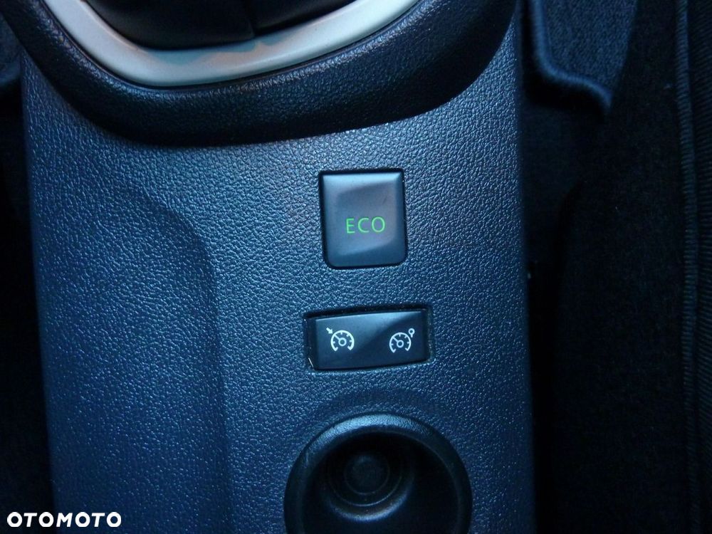 Renault Captur - 33