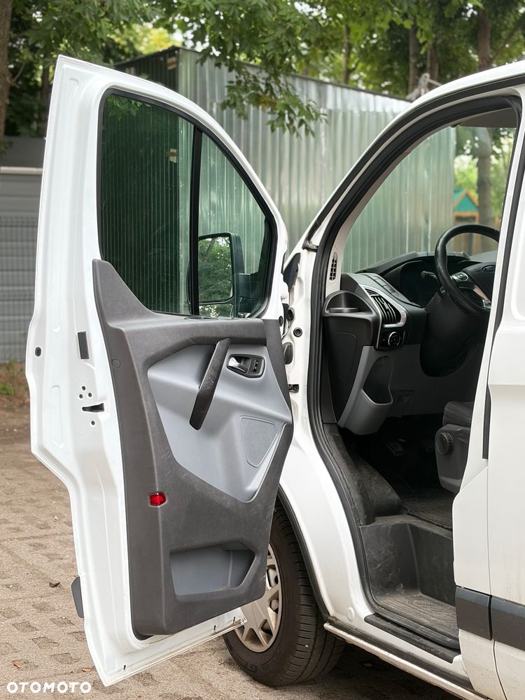 Ford Transit custom - 11