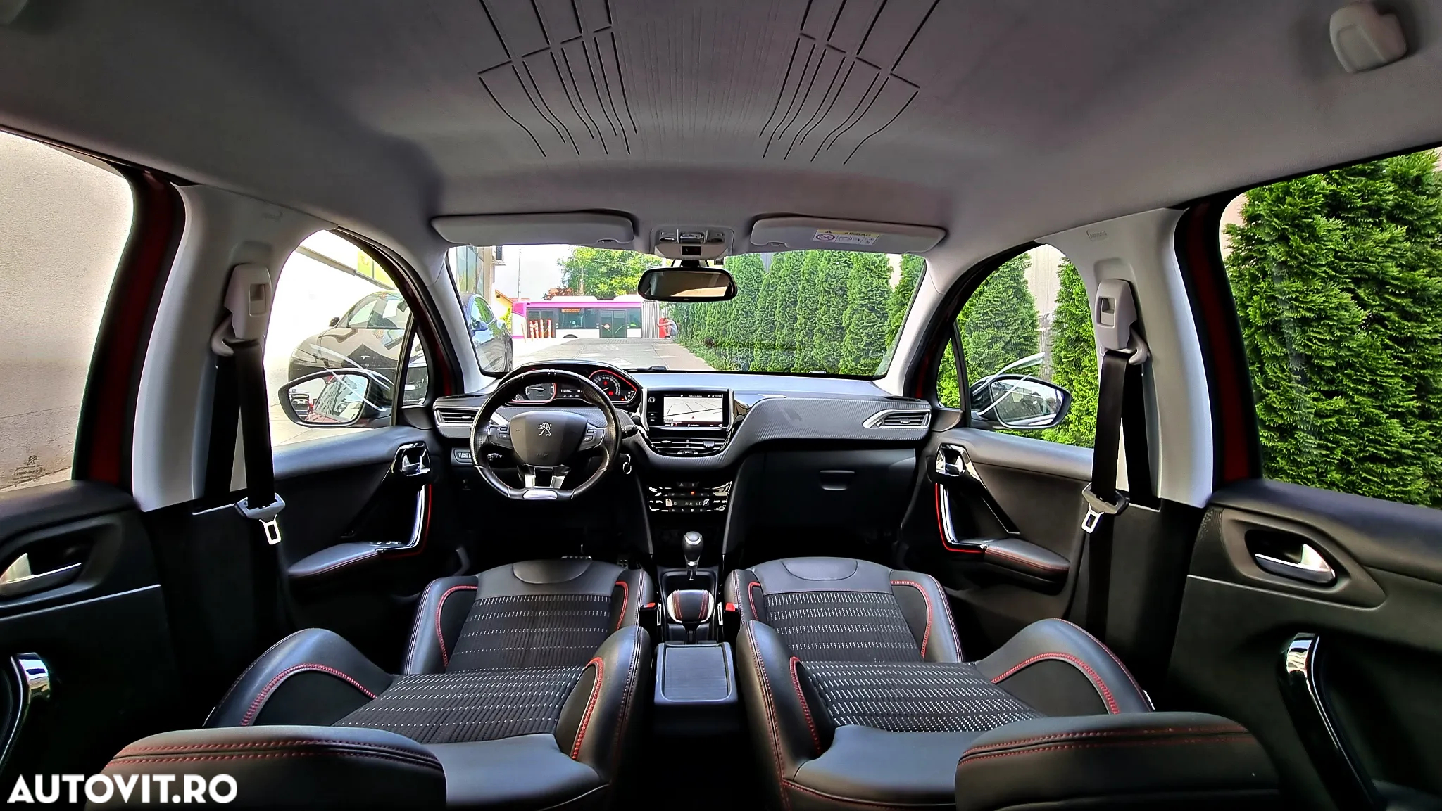 Peugeot 2008 1.2 PureTech Turbo EAT6 S&S GT-Line - 14