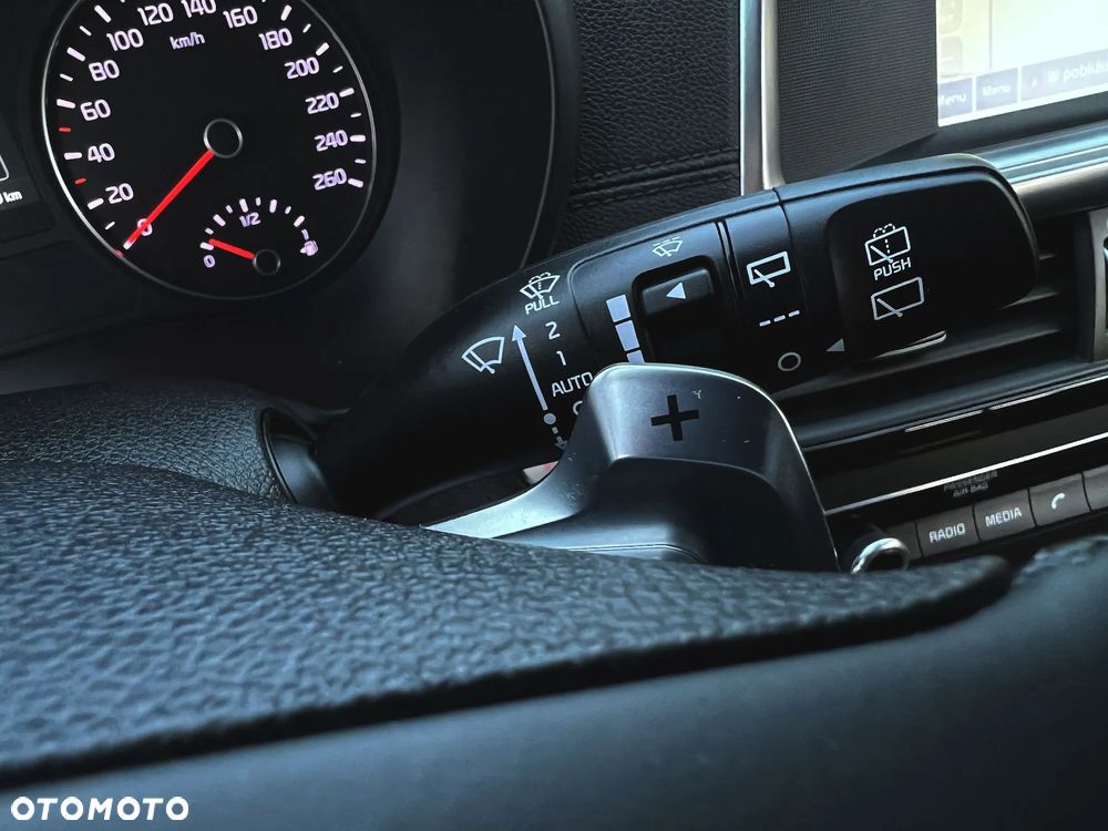 Kia Optima 1.7 CRDI L DCT - 27