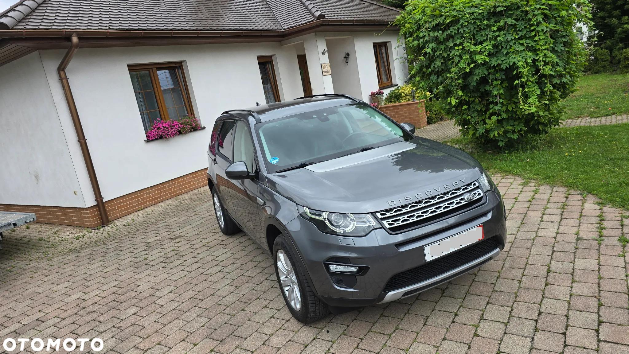 Land Rover Discovery Sport 2.0 D180 R-Dynamic HSE - 5