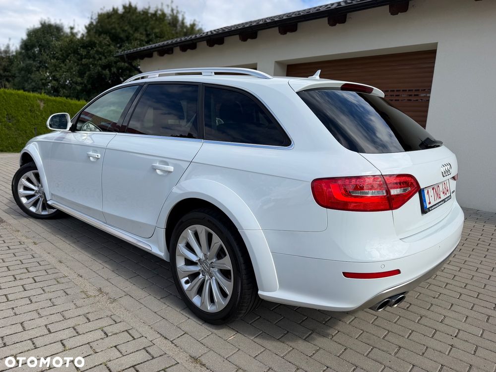 Audi A4 Allroad 2.0 TDI Quattro - 40