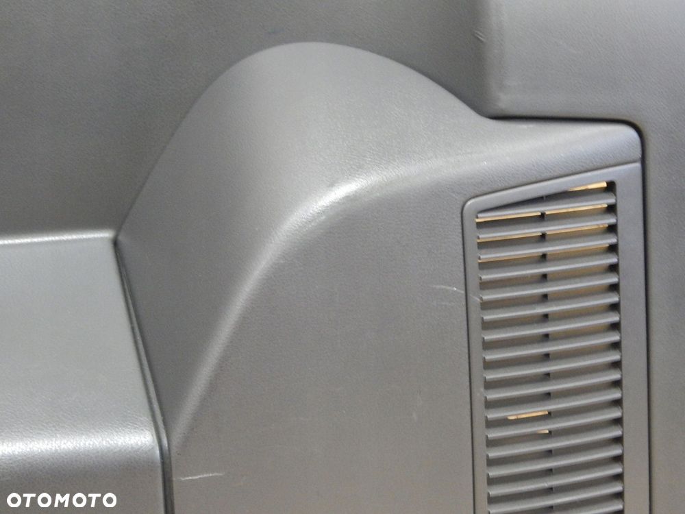 vw t5 multivan boczek tapicerka prawa tył - 7