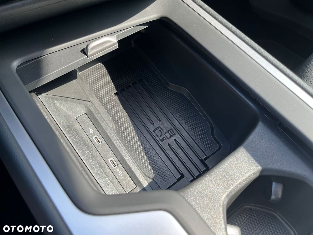Volkswagen Passat 2.0 TDI SCR DSG Business - 31