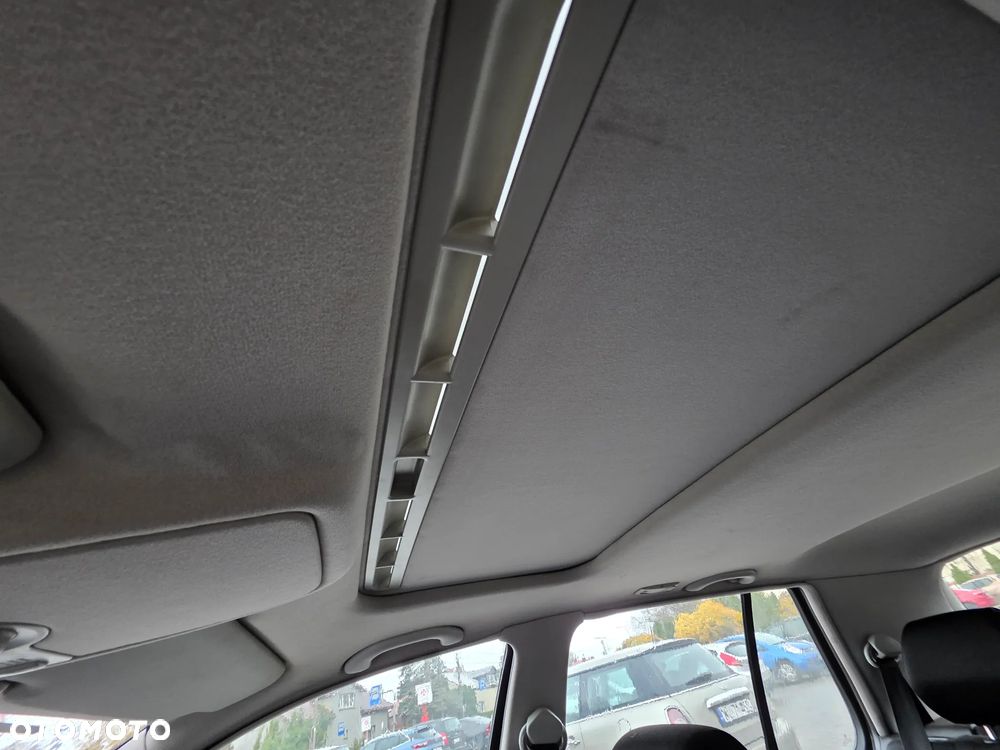 Volkswagen Golf - 16