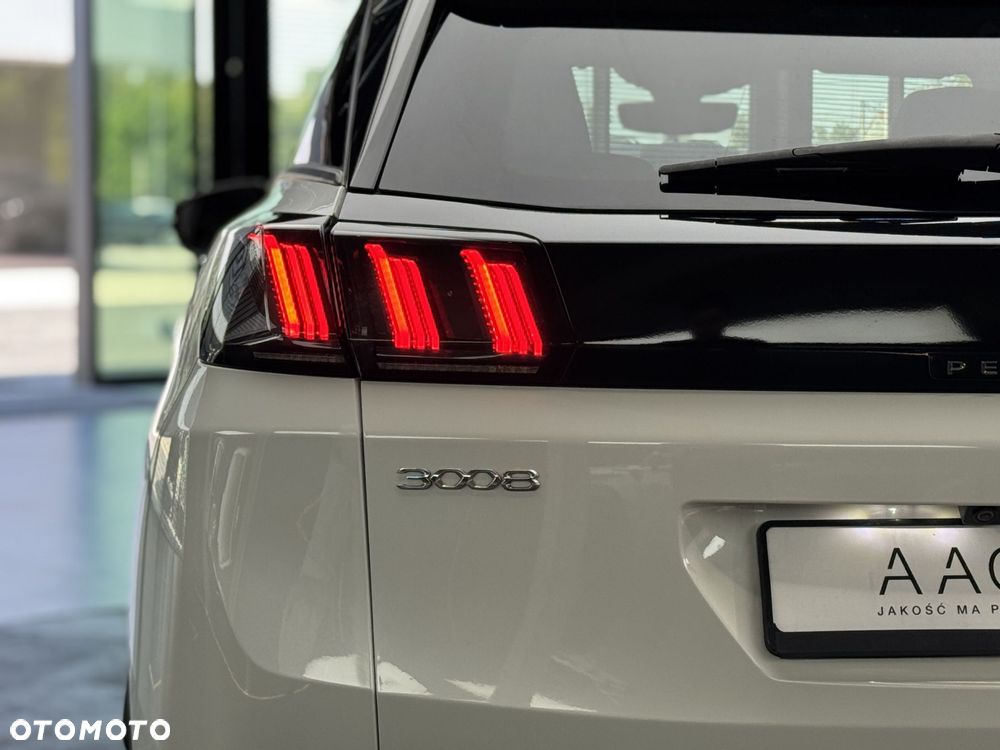 Peugeot 3008 1.6 PureTech Hybrid PHEV Allure S&S EAT8 - 39
