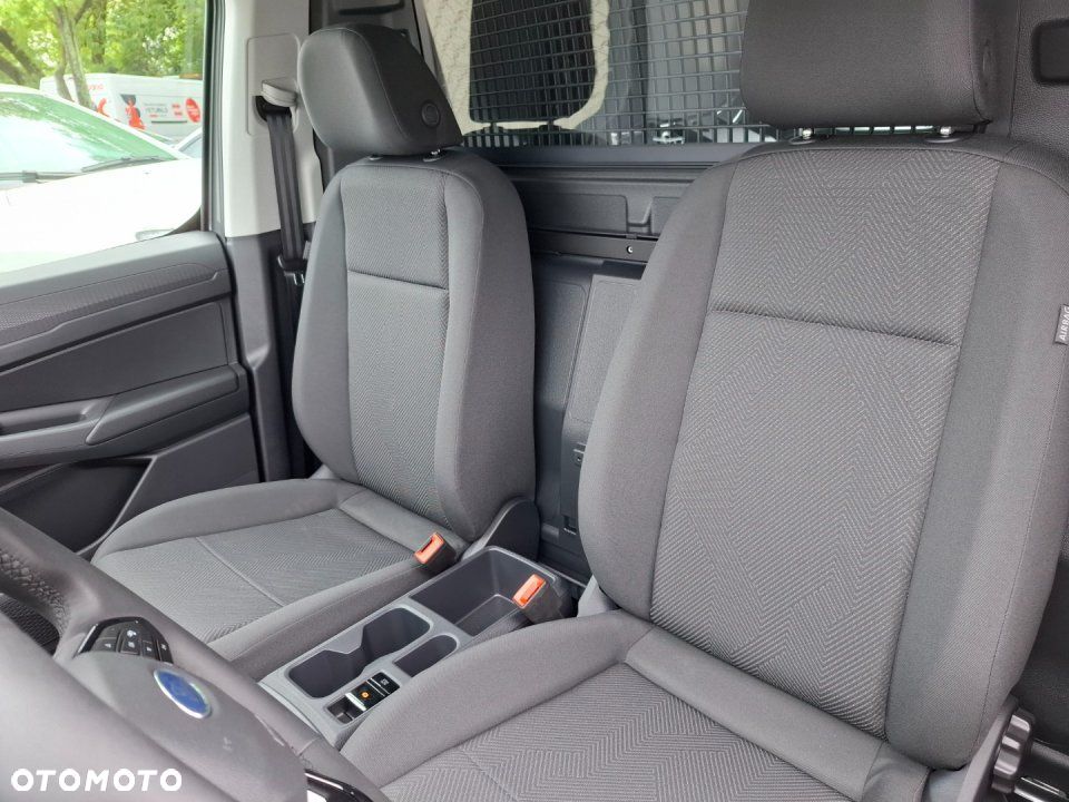 Ford Transit Connect - 15