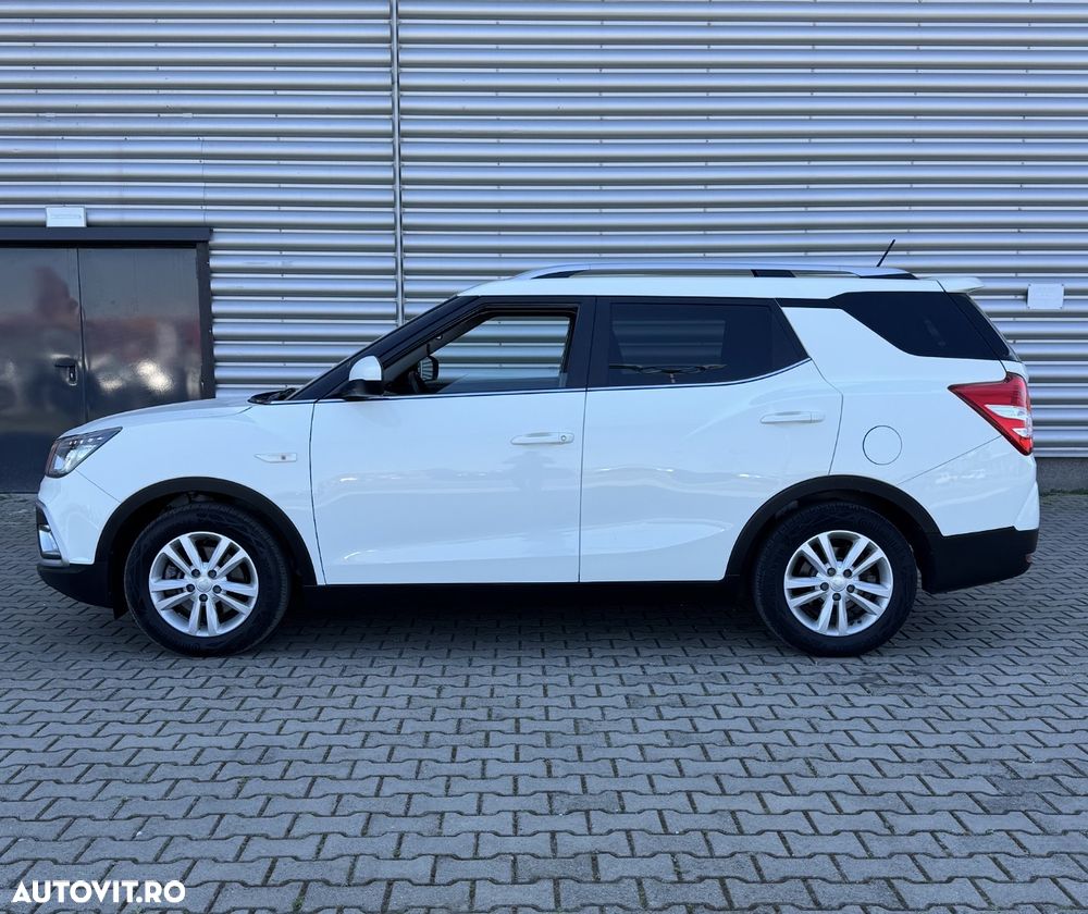 SsangYong XLV - 5