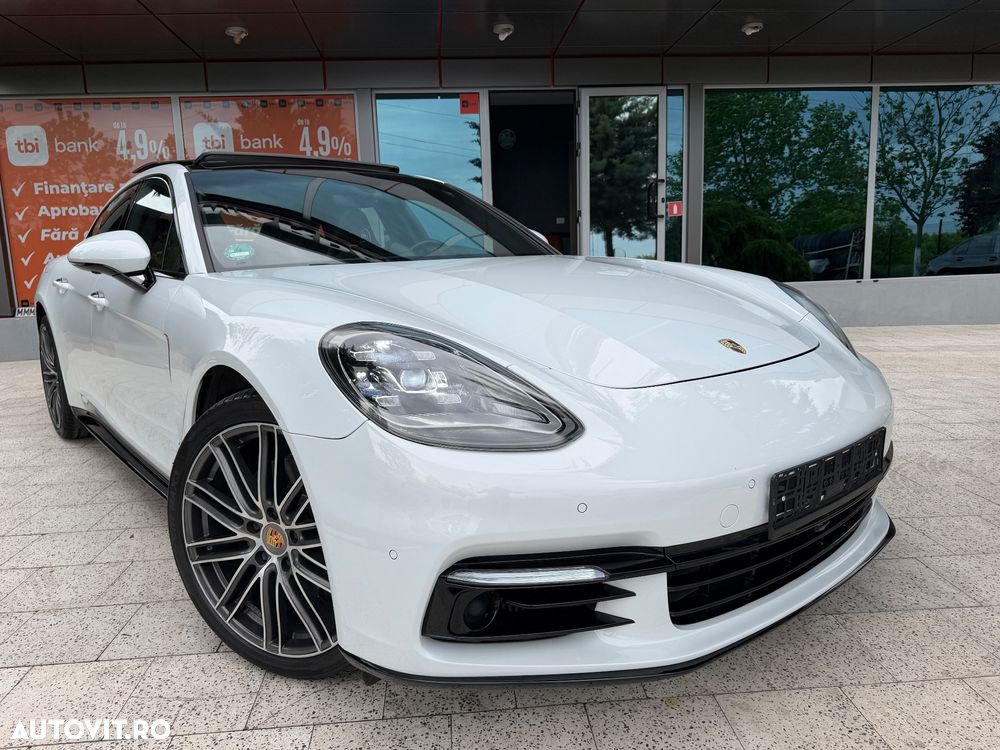 Porsche Panamera 4S Executive - 26
