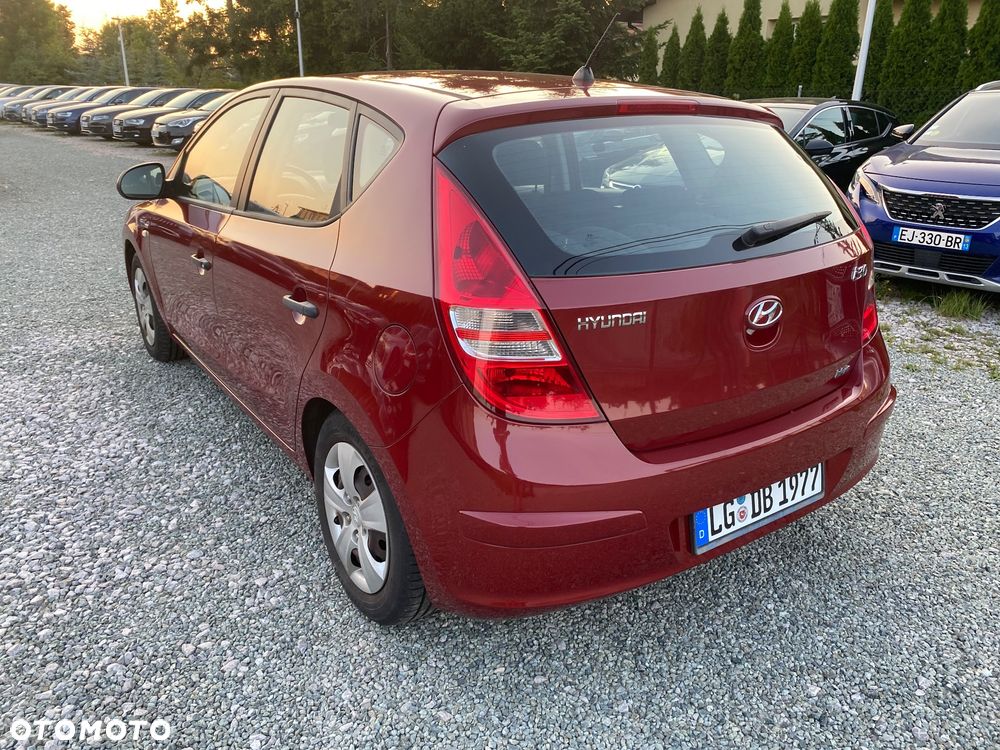 Hyundai i30 1.4 Blue Comfort - 4