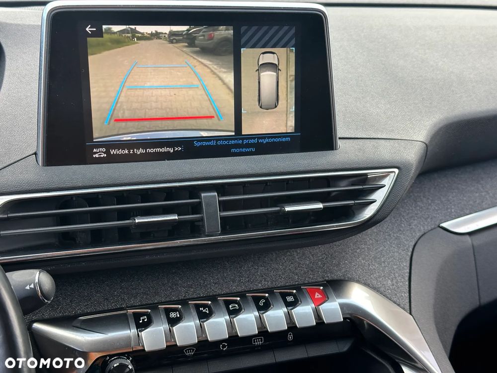 Peugeot 5008 1.6 PureTech Allure S&S EAT8 - 11