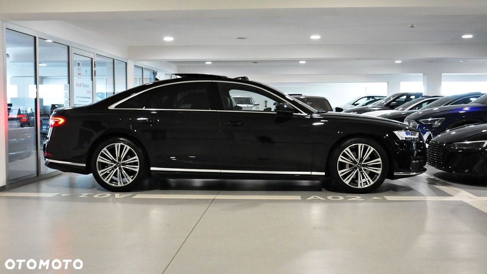 Audi A8 - 5
