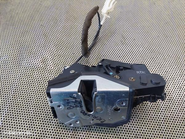 Fecho Porta Frente Dto Bmw 3 (E46) - 4