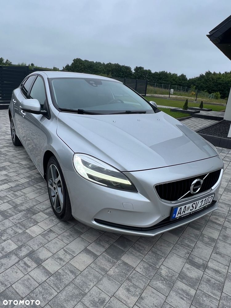 Volvo V40 D2 Drive-E Momentum - 3
