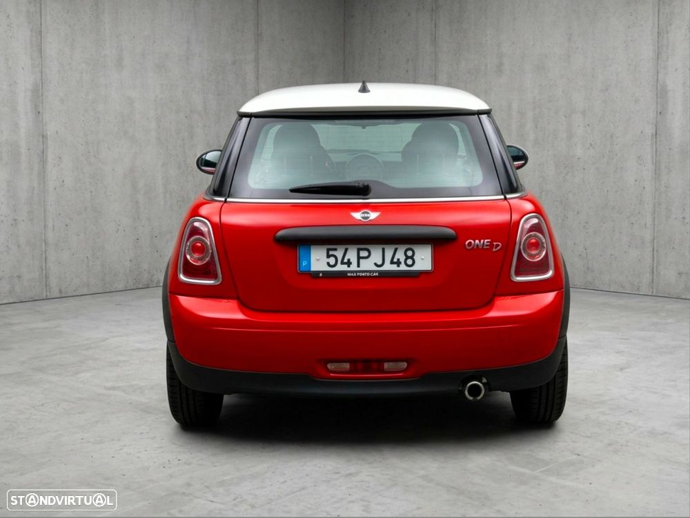 MINI 3 Portas One D - 6