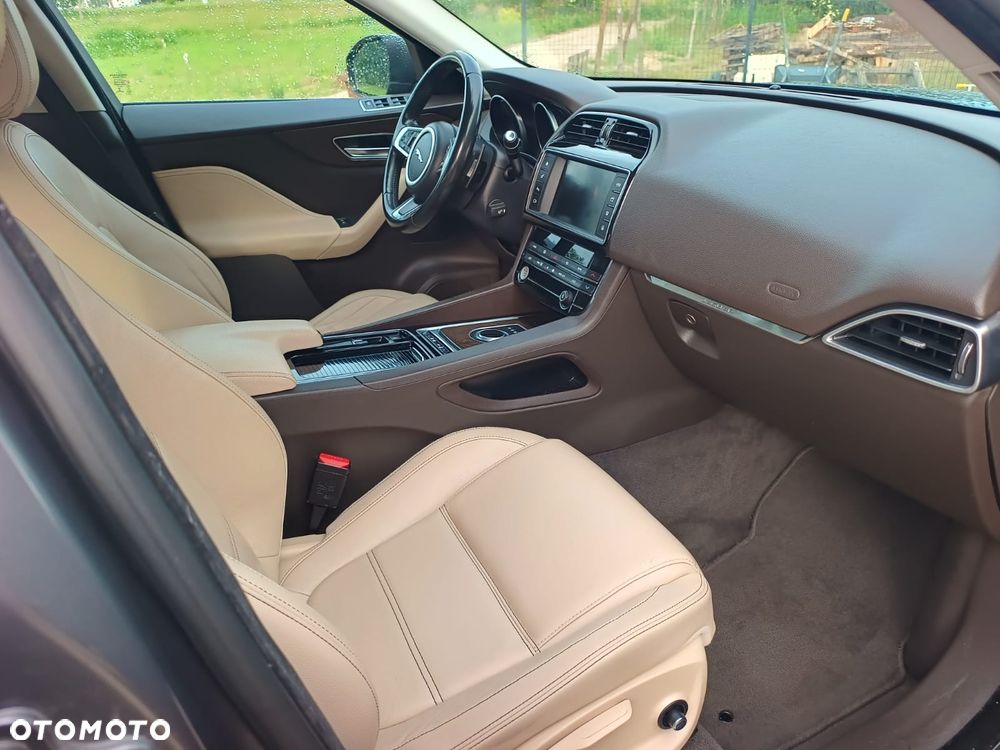 Jaguar F-Pace 2.0 i4D AWD Prestige - 7