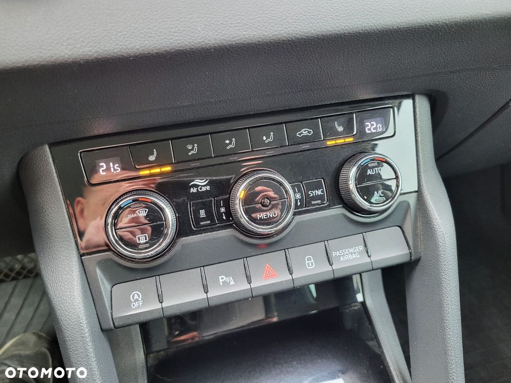 Skoda Karoq 2.0 TDI SCR 4x4 DSG Style - 27