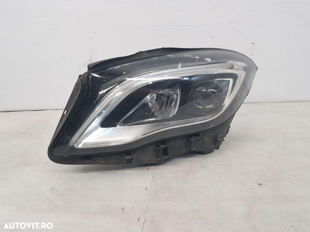 Far stanga full led Mercedes GLA X156 dupa 2015 - 2
