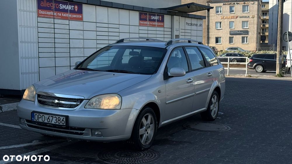 Chevrolet Nubira - 12