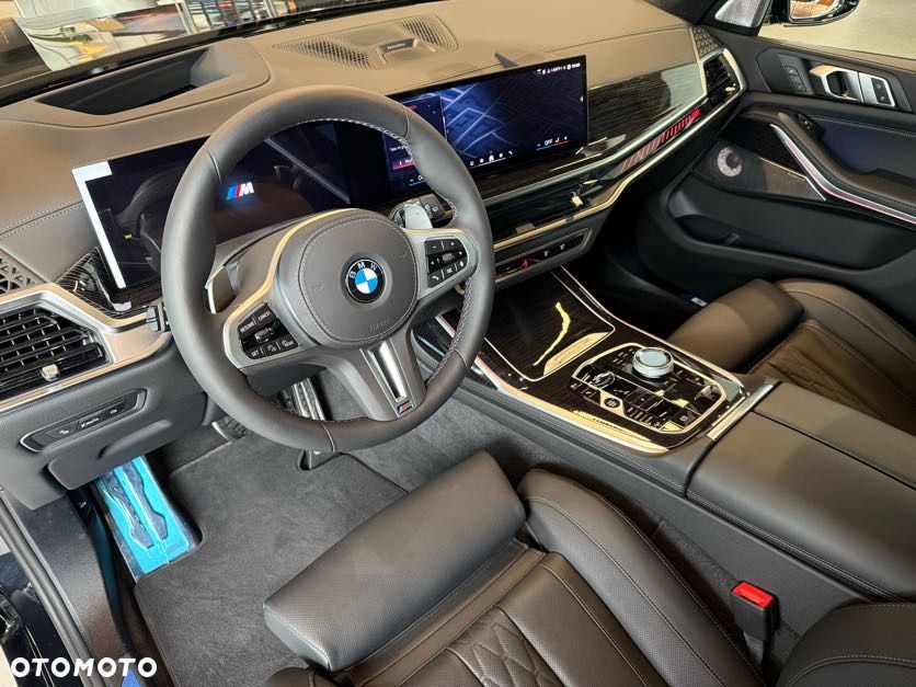 BMW X7 - 8
